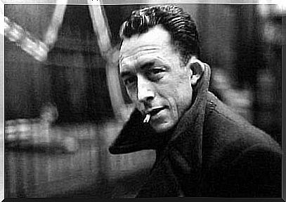 7 phrases by Albert Camus to reflect on