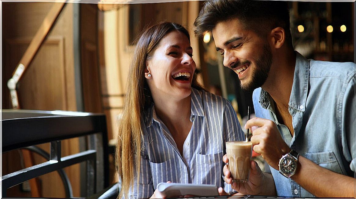 Girl having fun with a friend wondering how to make others feel comfortable with me