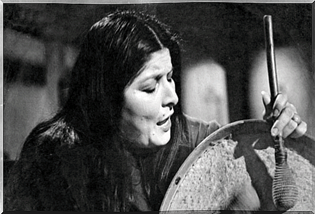 Mercedes Sosa playing an instrument